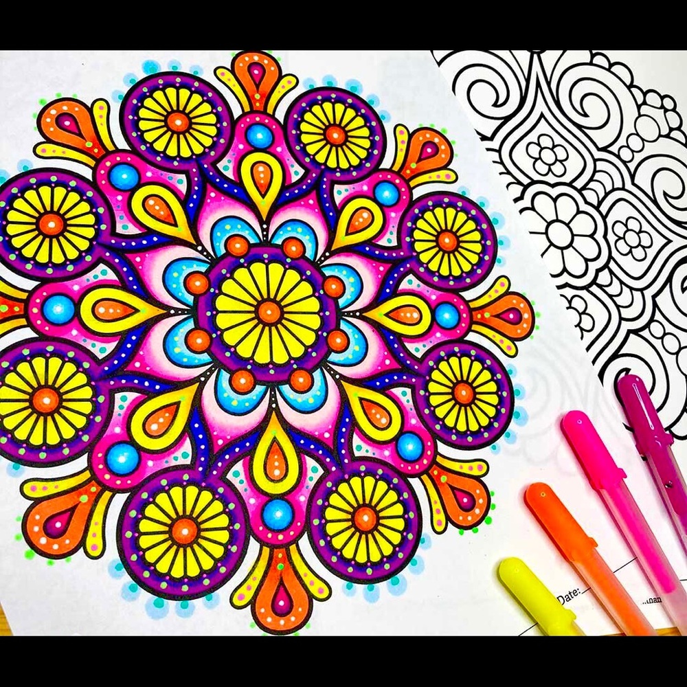 💆🏻♀️ STRESS LESS COLORING MANDALAS BOOK 💆🏻♀️ - Picture 6 of 8